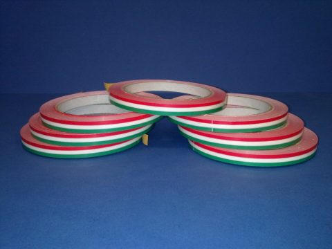 Ragasztó szalag nemzeti színű