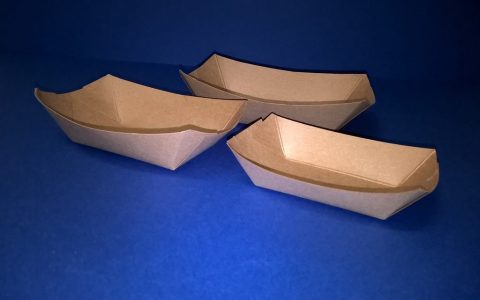 Papírtálca csónak